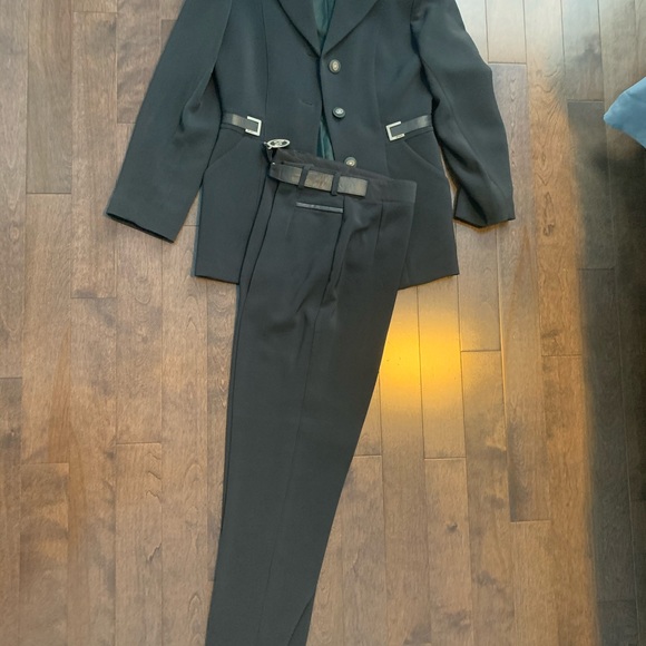 Beautiful 2 piece of suite - Picture 6 of 6